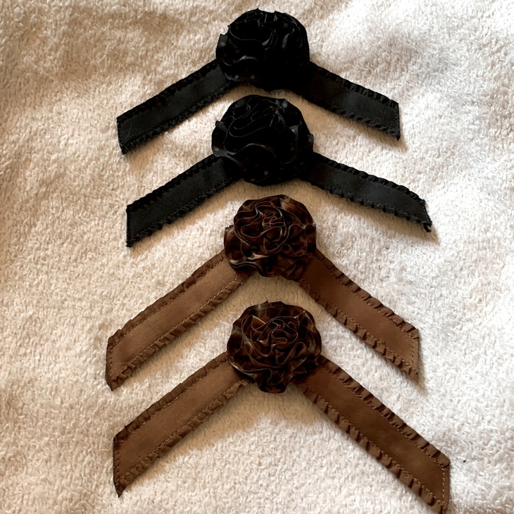 Two Pair Like New Medium Interchangeable Strap Sw… - image 1